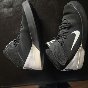 Nike Kevin Durant 35 Vulc Mid basketball shoes in black and white